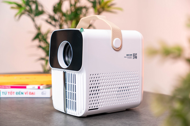 M&aacute;y chiếu mini Beecube X2 Max Gen 3