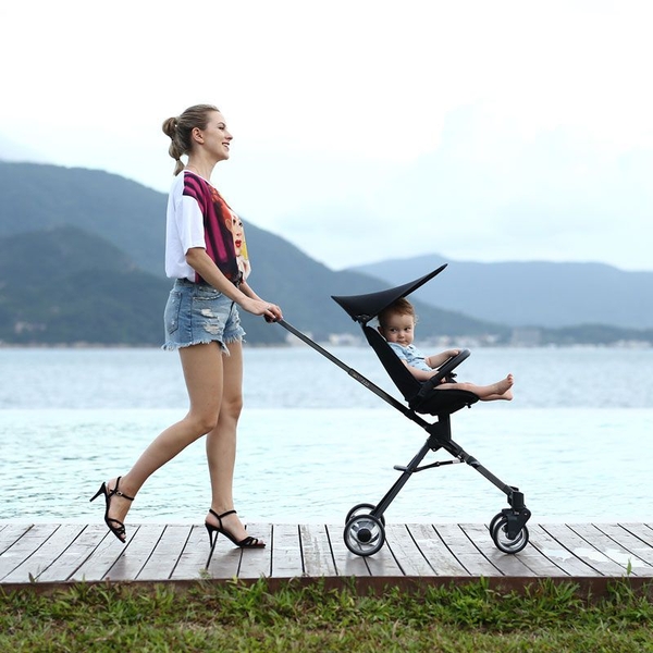 xe đẩy gấp gọn