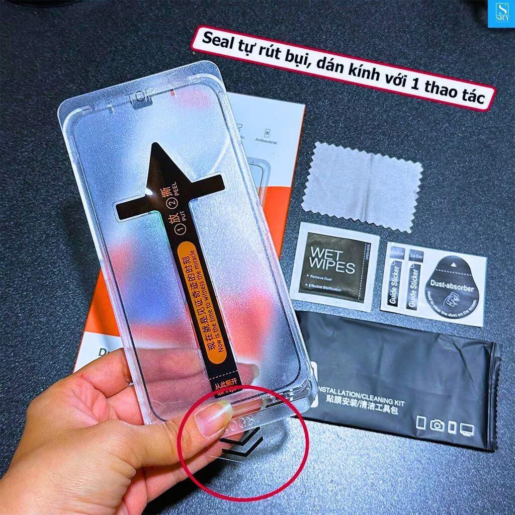 Kính Cường Lực iPhone Tự Dán: Khung Tự Lấy Bụi 5 Giây, Full Màn Hình